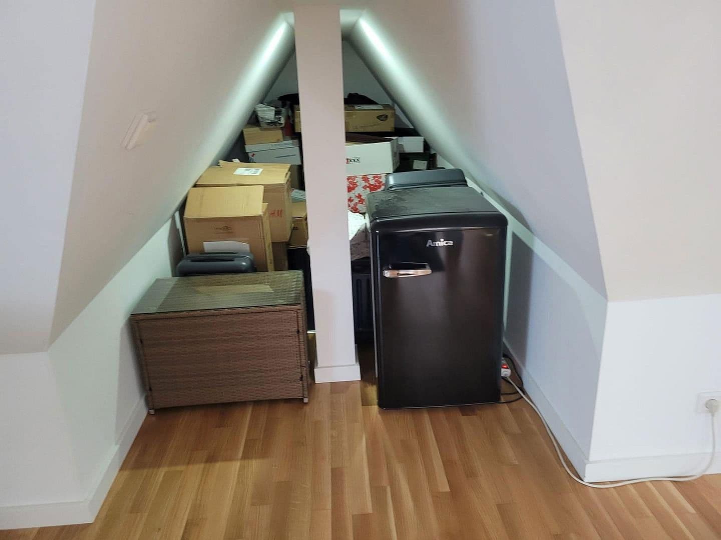 Prenájom bytu 4-izbový 130 m², Mühlheim am Main, Hesensko Prenájom bytu 4-izbový 130 m², Mühlheim am Main, Hesensko