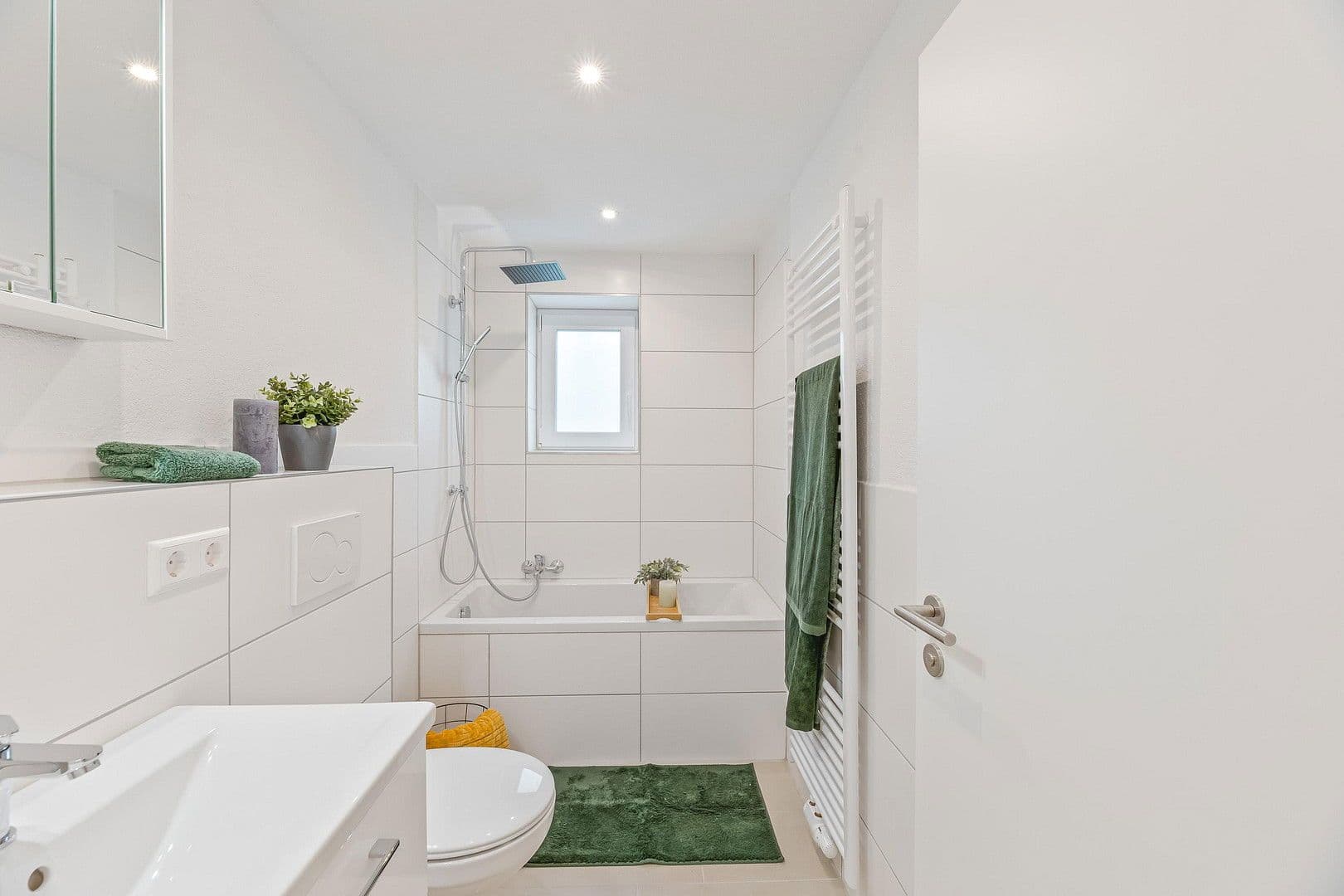 Predaj domu 107 m², pozemek 416 m², Illertissen, Bavorsko Predaj domu 107 m², pozemek 416 m², Illertissen, Bavorsko