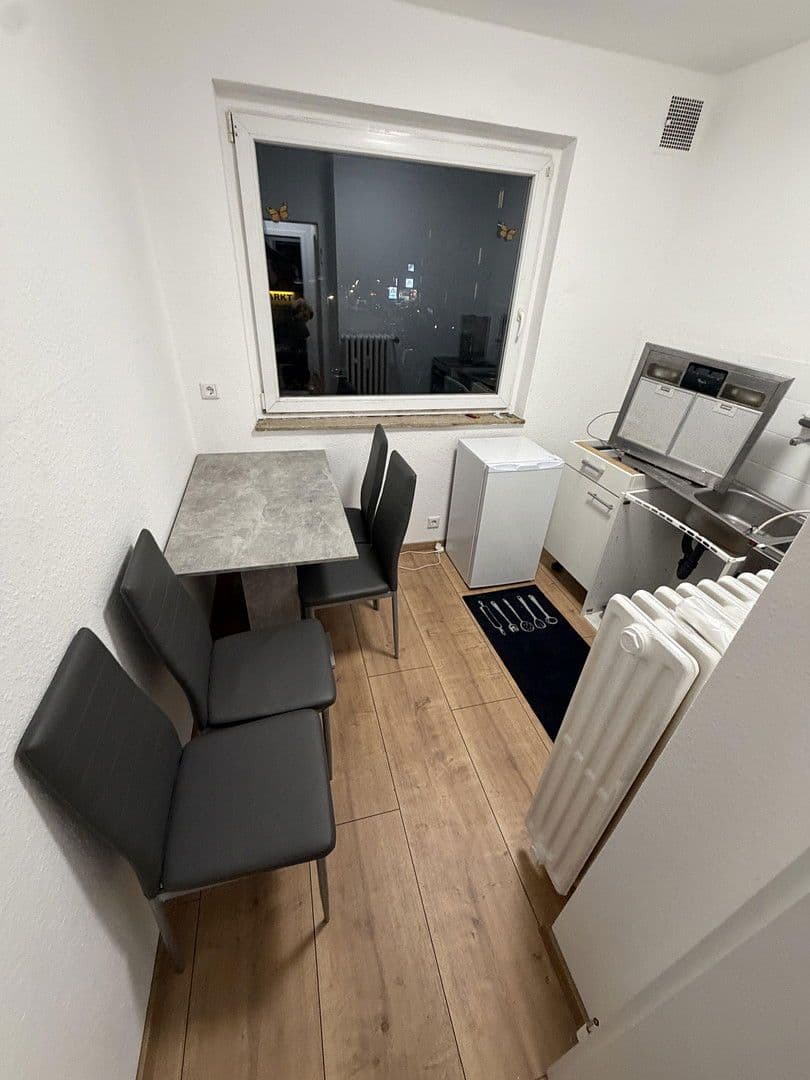 Prenájom bytu 1-izbový 36 m², Silberstraße 4, Essen, Severné Porýnie - Westfálsko Prenájom bytu 1-izbový 36 m², Silberstraße 4, Essen, Severné Porýnie - Westfálsko
