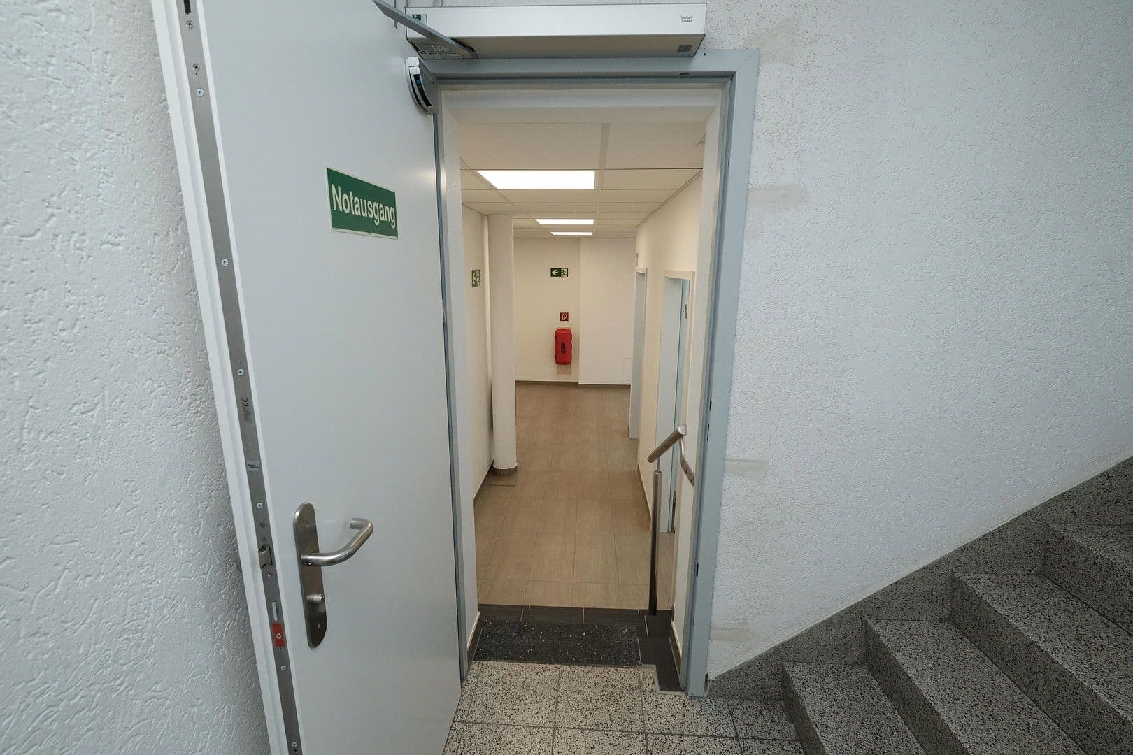 Prenájom kancelárie 112 m², Dortmund, Severné Porýnie - Westfálsko Prenájom kancelárie 112 m², Dortmund, Severné Porýnie - Westfálsko