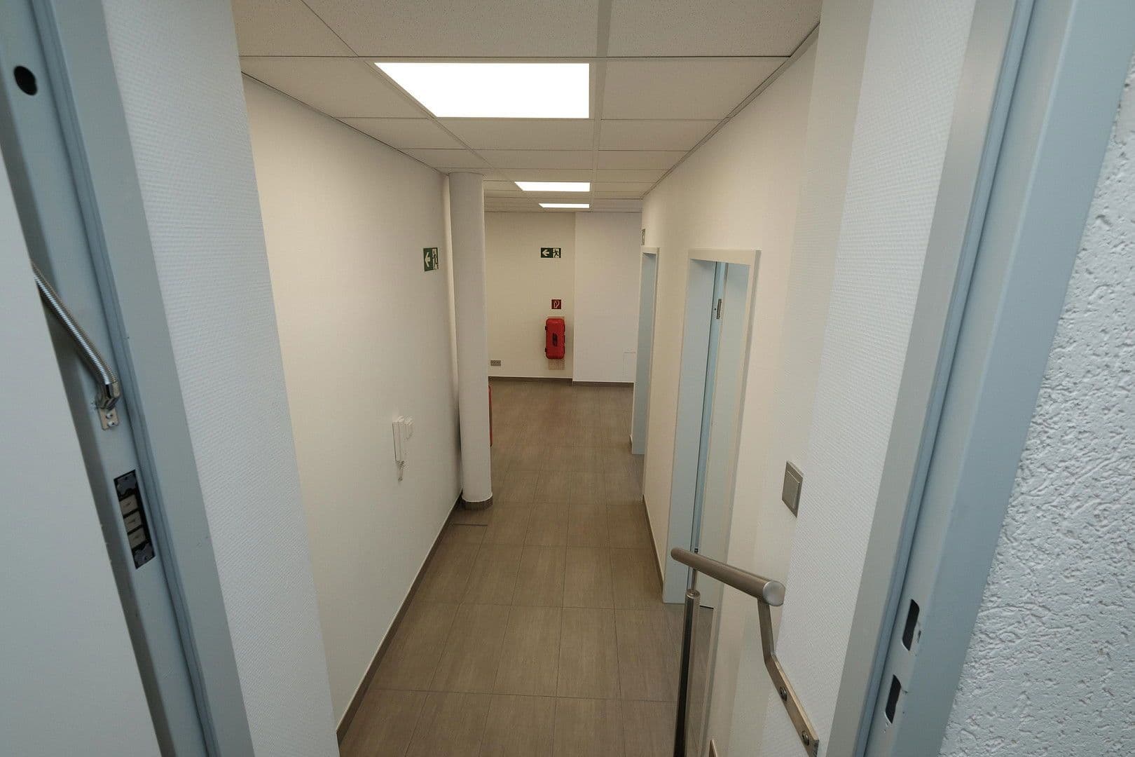 Prenájom kancelárie 112 m², Dortmund, Severné Porýnie - Westfálsko Prenájom kancelárie 112 m², Dortmund, Severné Porýnie - Westfálsko