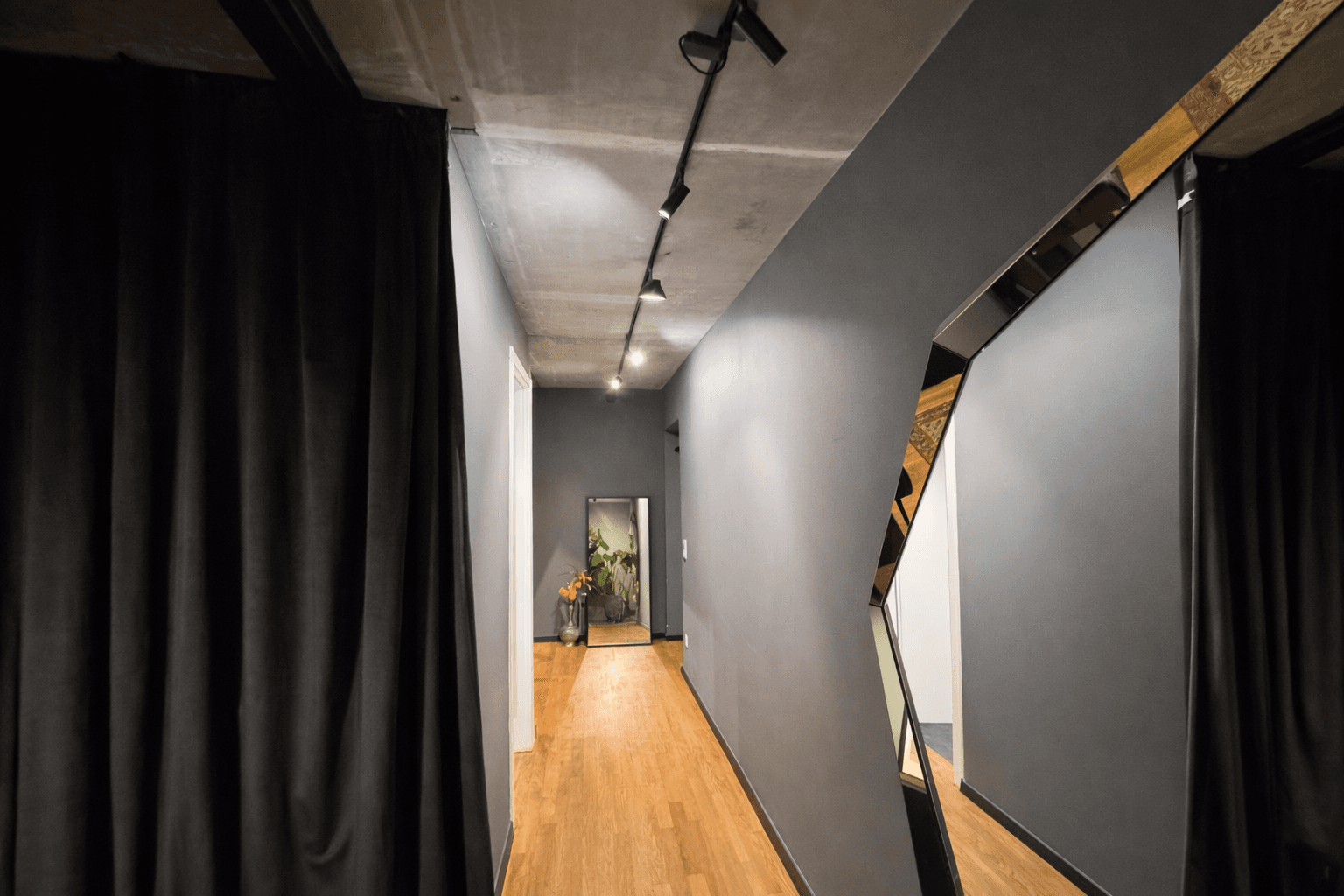 Predaj bytu 4-izbový 154 m², Flottwellstraße 40, Berlin, Berlín Predaj bytu 4-izbový 154 m², Flottwellstraße 40, Berlin, Berlín