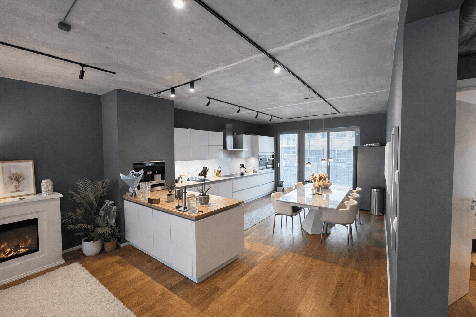 Predaj bytu 4-izbový 154 m², Flottwellstraße 40, Berlin, Berlín Predaj bytu 4-izbový 154 m², Flottwellstraße 40, Berlin, Berlín