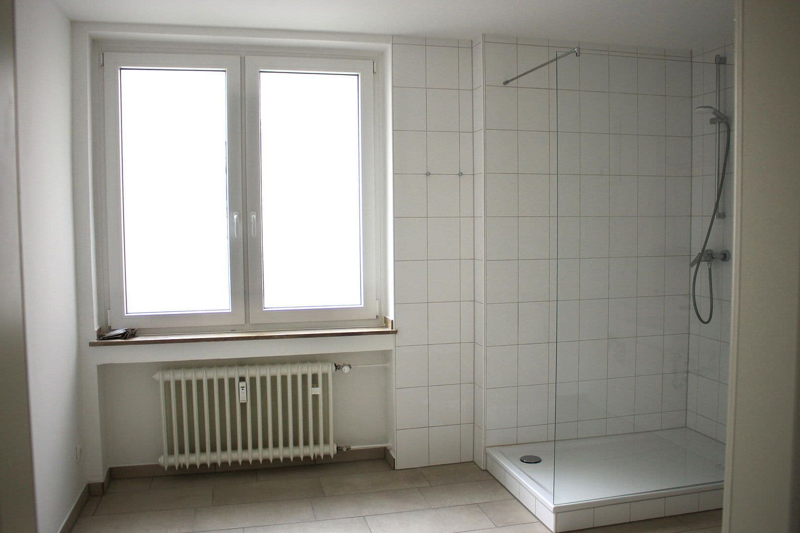 Prenájom bytu 5-izbový 164 m², Am Buchenbaum 21, Duisburg, Severné Porýnie - Westfálsko Prenájom bytu 5-izbový 164 m², Am Buchenbaum 21, Duisburg, Severné Porýnie - Westfálsko