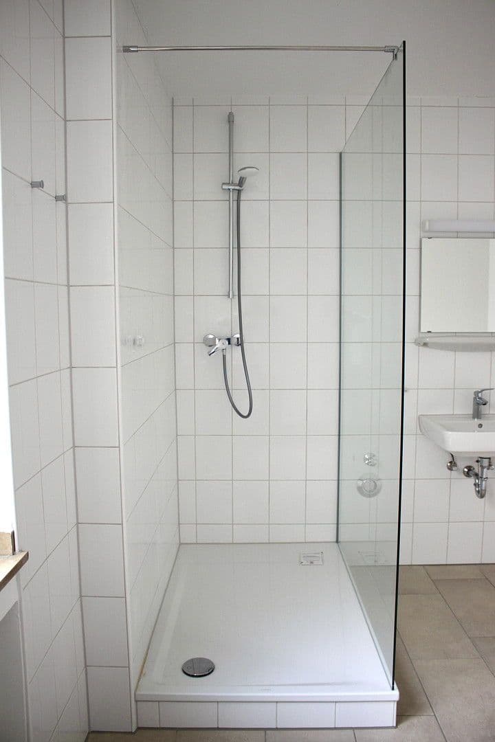 Prenájom bytu 5-izbový 164 m², Am Buchenbaum 21, Duisburg, Severné Porýnie - Westfálsko Prenájom bytu 5-izbový 164 m², Am Buchenbaum 21, Duisburg, Severné Porýnie - Westfálsko