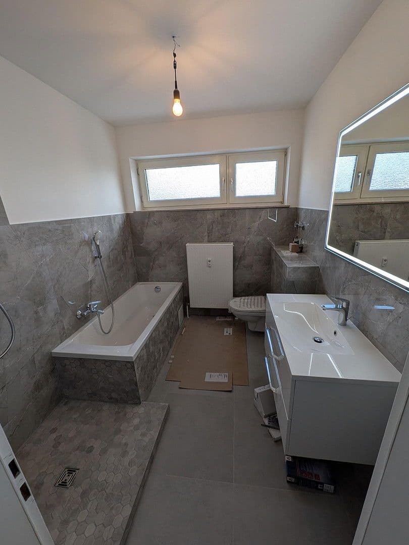 Prenájom bytu 3-izbový 79 m², Wiedbachstraße 29, Bad Schwalbach, Hesensko Prenájom bytu 3-izbový 79 m², Wiedbachstraße 29, Bad Schwalbach, Hesensko