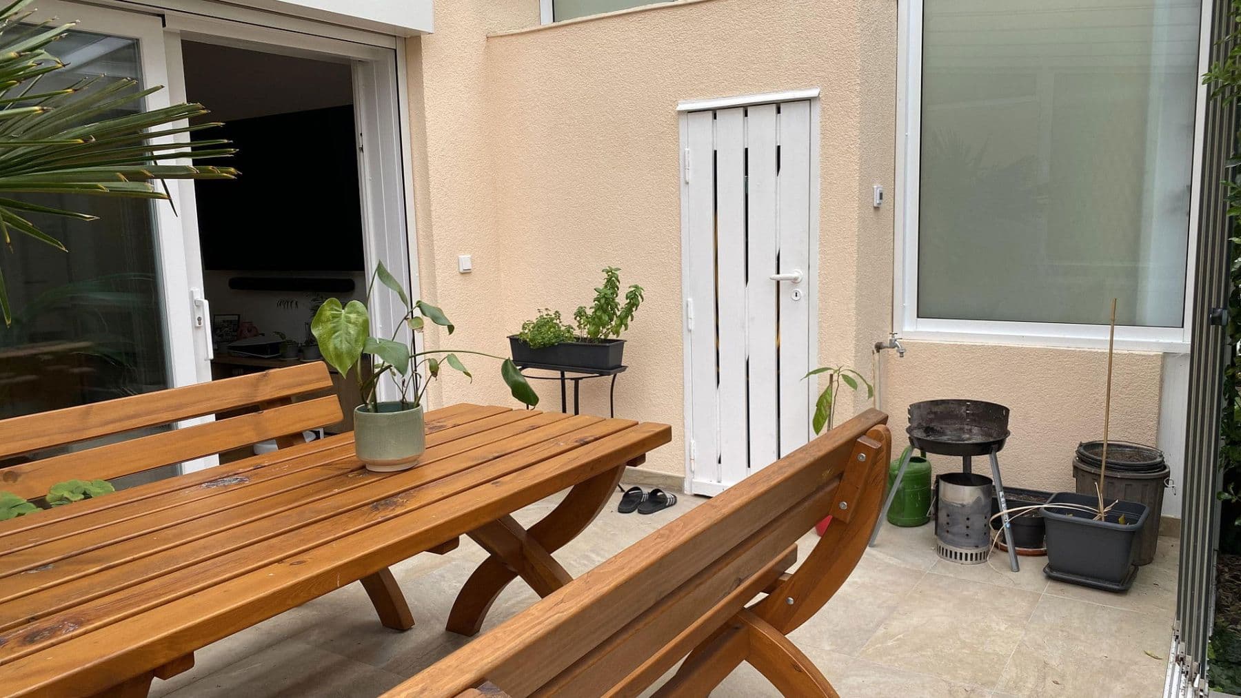 Prenájom bytu 1-izbový 47 m², Frankfurt, Hesensko Prenájom bytu 1-izbový 47 m², Frankfurt, Hesensko