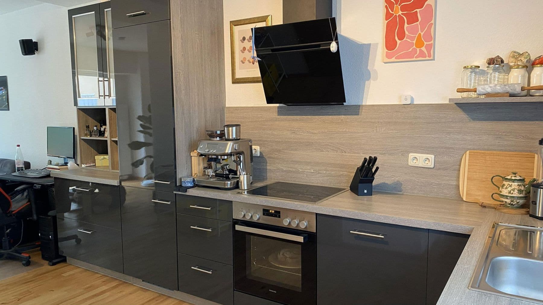 Prenájom bytu 1-izbový 47 m², Frankfurt, Hesensko Prenájom bytu 1-izbový 47 m², Frankfurt, Hesensko