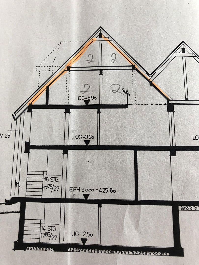 Predaj bytu 5-izbový 160 m², Rottenburg am Neckar, Bádensko-Wurttembersko Predaj bytu 5-izbový 160 m², Rottenburg am Neckar, Bádensko-Wurttembersko