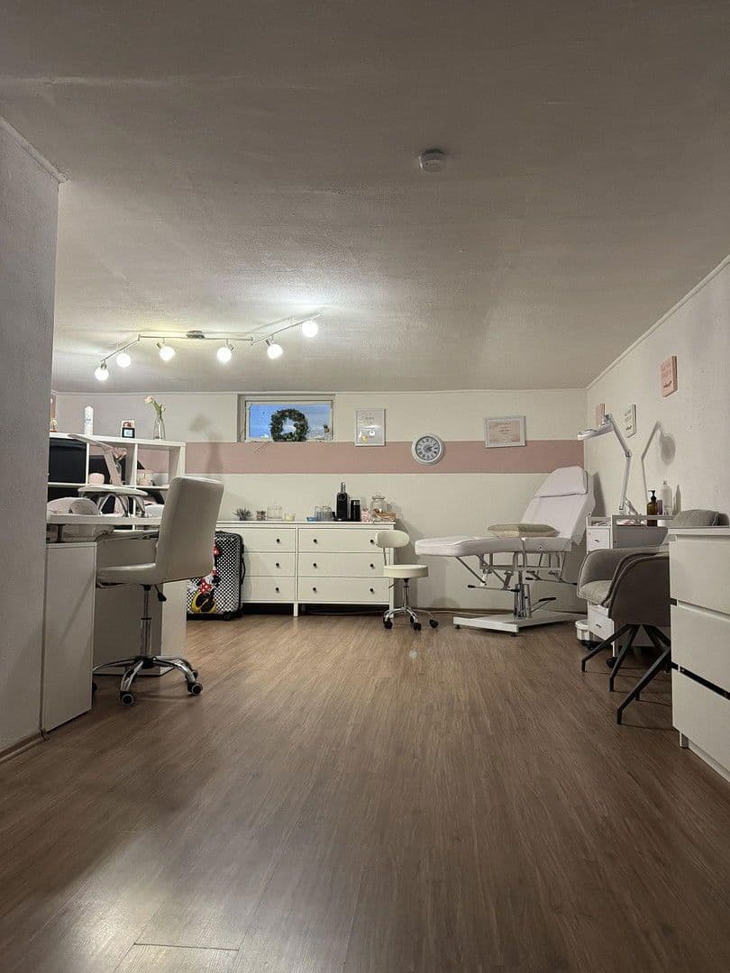 Predaj domu 136 m², pozemek 208 m², Baden Baden, Bádensko-Wurttembersko Predaj domu 136 m², pozemek 208 m², Baden Baden, Bádensko-Wurttembersko