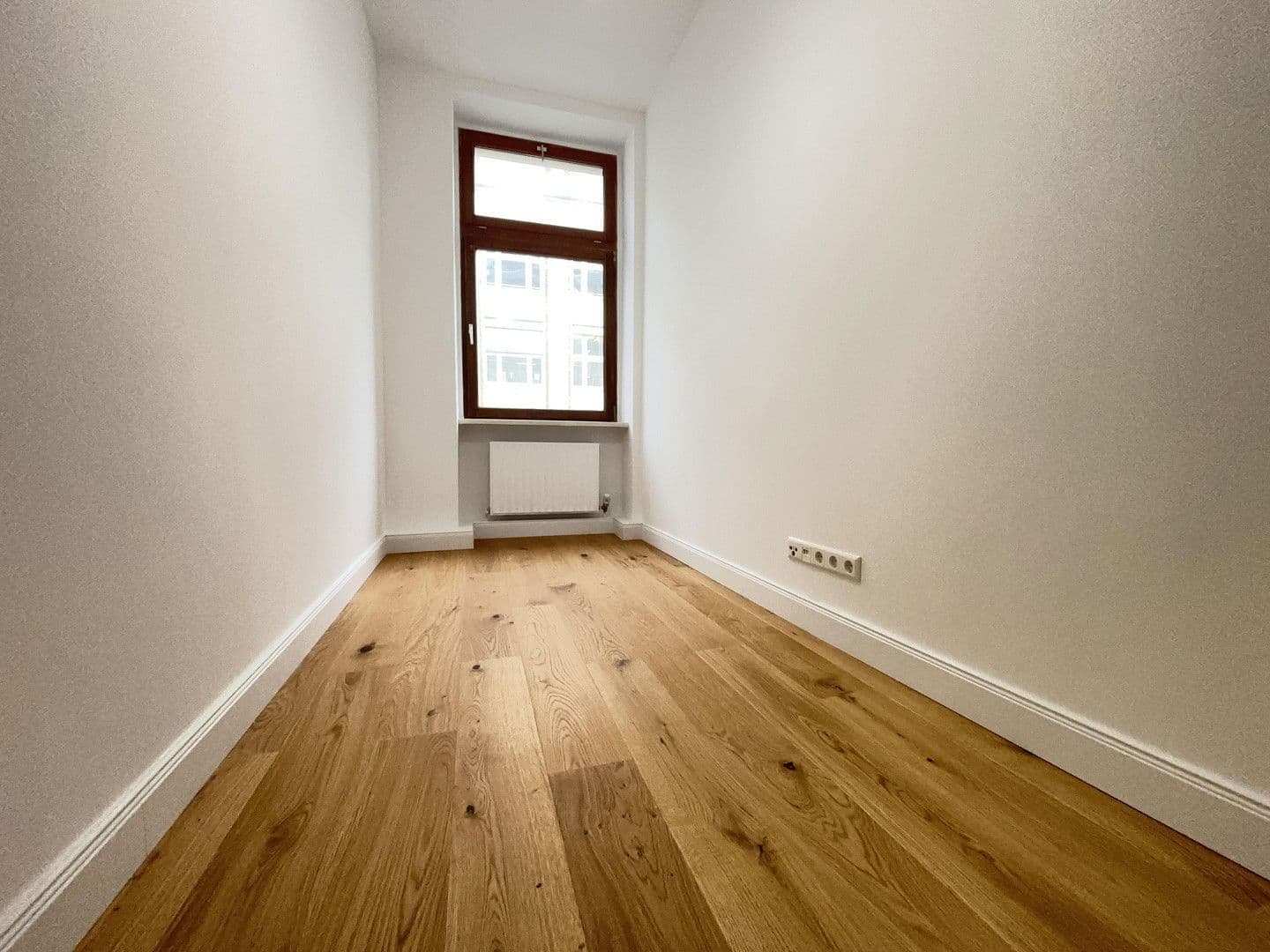 Predaj bytu 3-izbový 70 m², Gneisenaustraße 65, Berlin, Berlín Predaj bytu 3-izbový 70 m², Gneisenaustraße 65, Berlin, Berlín
