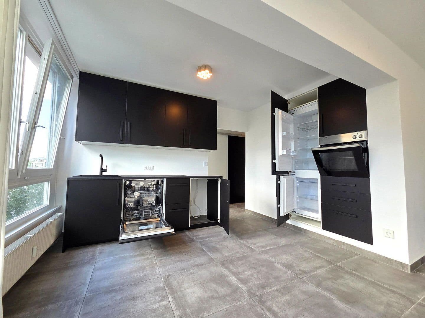 Predaj bytu 3-izbový 50 m², Budapesterstraße 7, Berlin, Berlín Predaj bytu 3-izbový 50 m², Budapesterstraße 7, Berlin, Berlín