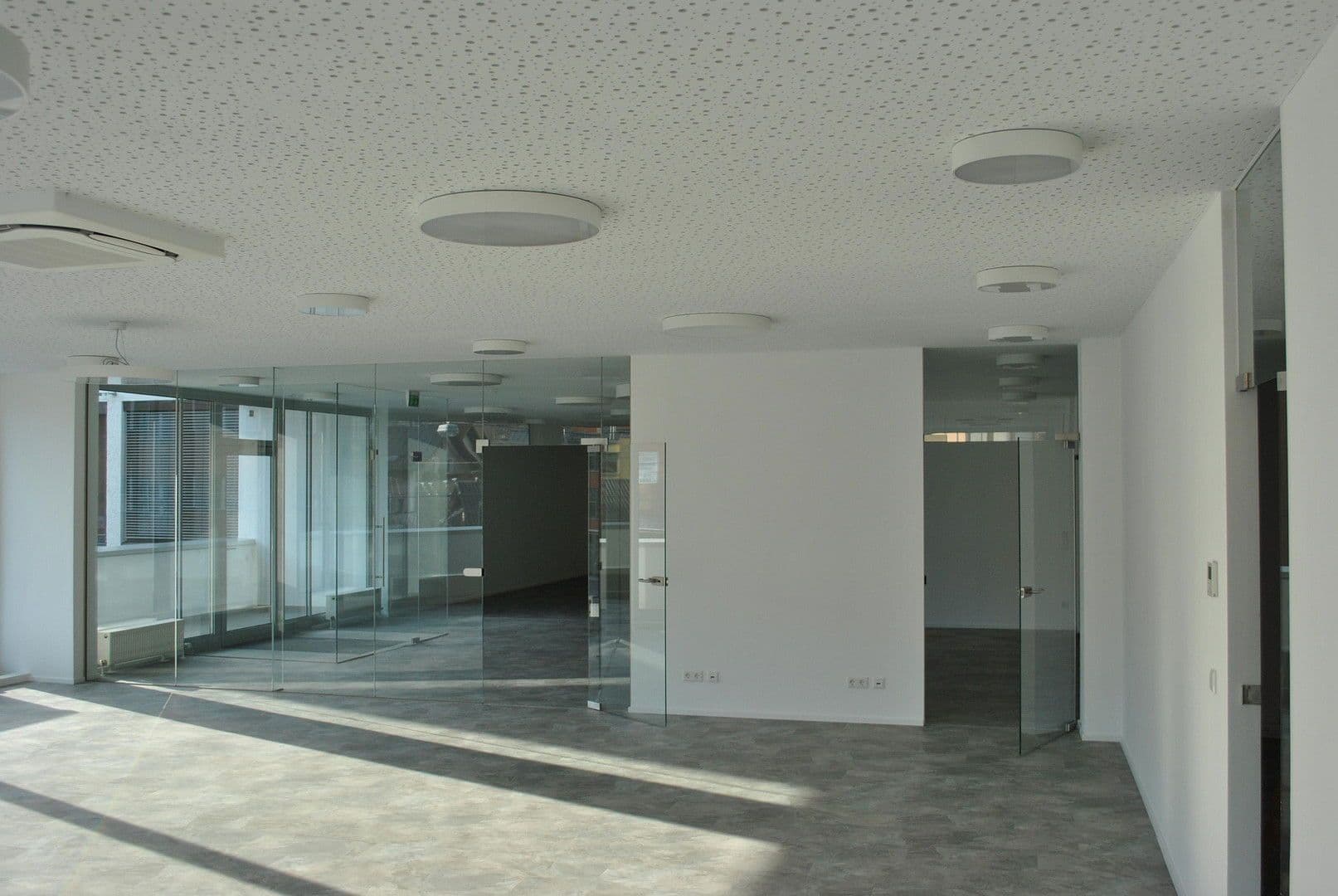 Prenájom kancelárie 70 m², Salzburg, Salzbursko Prenájom kancelárie 70 m², Salzburg, Salzbursko