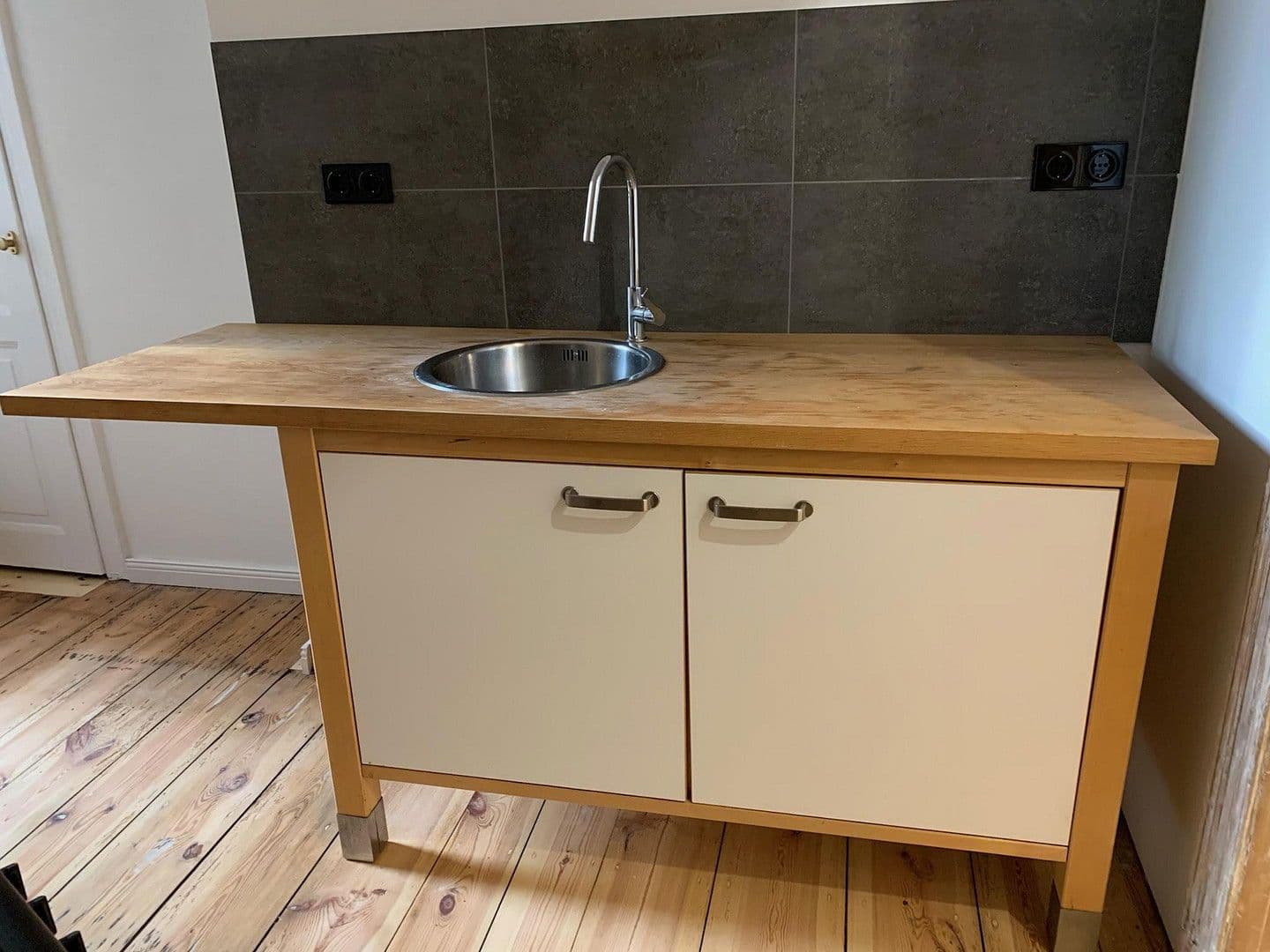 Prenájom bytu 2-izbový 47 m², Altenbraker Str. 20, Berlin, Berlín Prenájom bytu 2-izbový 47 m², Altenbraker Str. 20, Berlin, Berlín