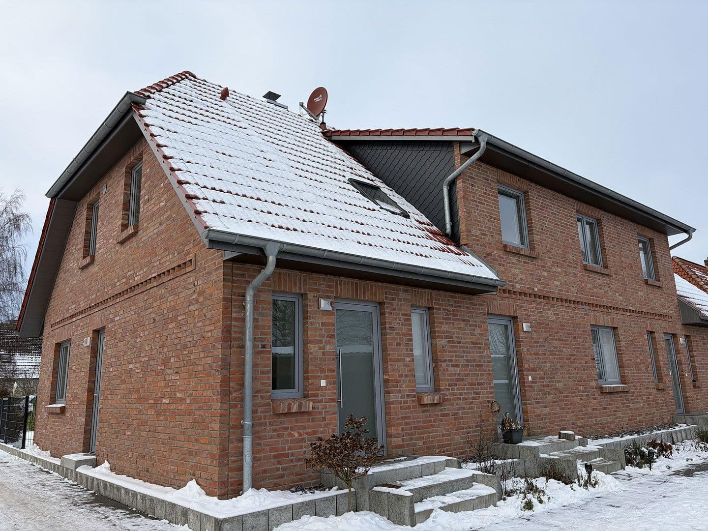 Prenájom bytu 4-izbový 77 m², Dummerstorf, Meklenbursko-Predpomoransko Prenájom bytu 4-izbový 77 m², Dummerstorf, Meklenbursko-Predpomoransko