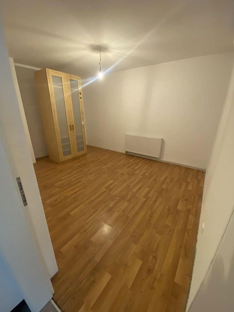 Predaj bytu 2-izbový 65 m², Göppingen, Bádensko-Wurttembersko Predaj bytu 2-izbový 65 m², Göppingen, Bádensko-Wurttembersko
