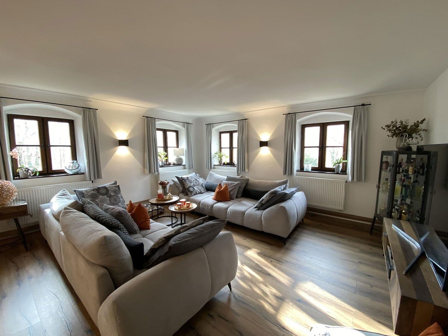 Predaj domu 480 m², pozemek 6.939 m², Egenhofen, Bavorsko Predaj domu 480 m², pozemek 6.939 m², Egenhofen, Bavorsko