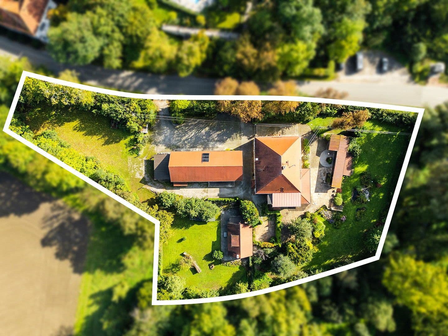 Predaj domu 480 m², pozemek 6.939 m², Egenhofen, Bavorsko Predaj domu 480 m², pozemek 6.939 m², Egenhofen, Bavorsko