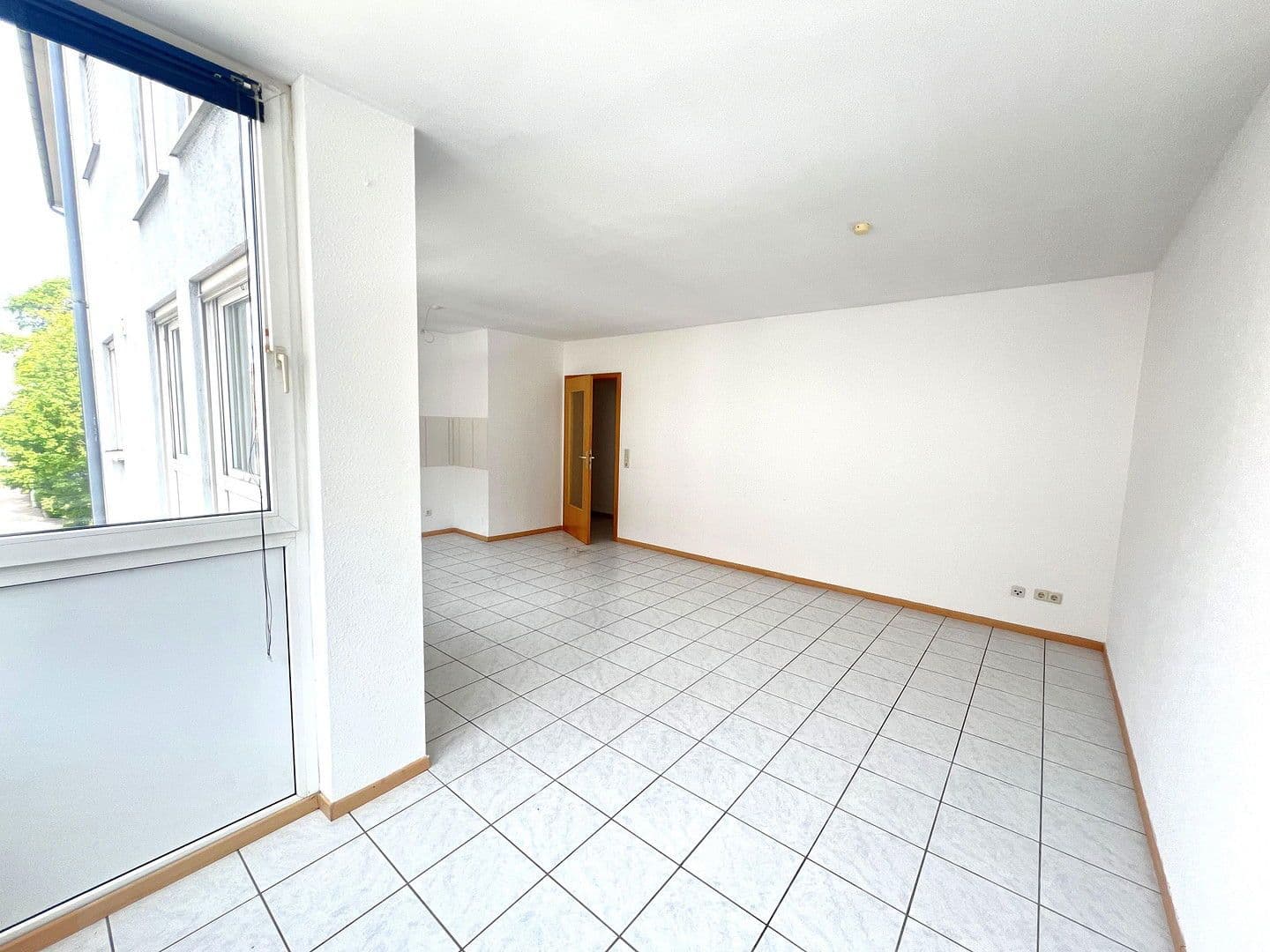 Prenájom bytu 3-izbový 60 m², Reuttier Straße 34/1, Neu-Ulm, Bavorsko Prenájom bytu 3-izbový 60 m², Reuttier Straße 34/1, Neu-Ulm, Bavorsko