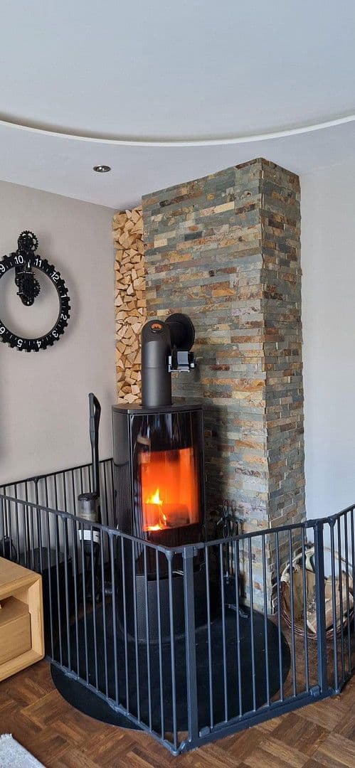 Predaj domu 153 m², pozemek 292 m², Wertheim, Bádensko-Wurttembersko Predaj domu 153 m², pozemek 292 m², Wertheim, Bádensko-Wurttembersko