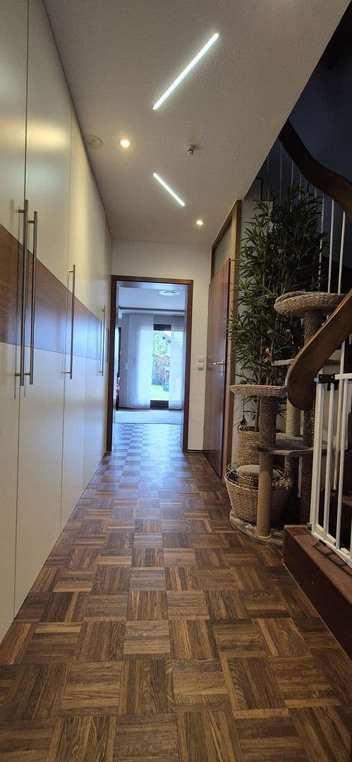 Predaj domu 153 m², pozemek 292 m², Wertheim, Bádensko-Wurttembersko Predaj domu 153 m², pozemek 292 m², Wertheim, Bádensko-Wurttembersko