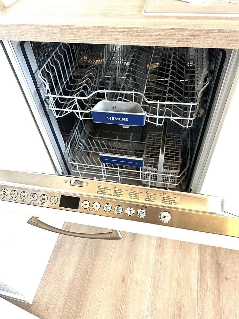 Prenájom bytu 2-izbový 74 m², Hofheim am Taunus, Hesensko Prenájom bytu 2-izbový 74 m², Hofheim am Taunus, Hesensko