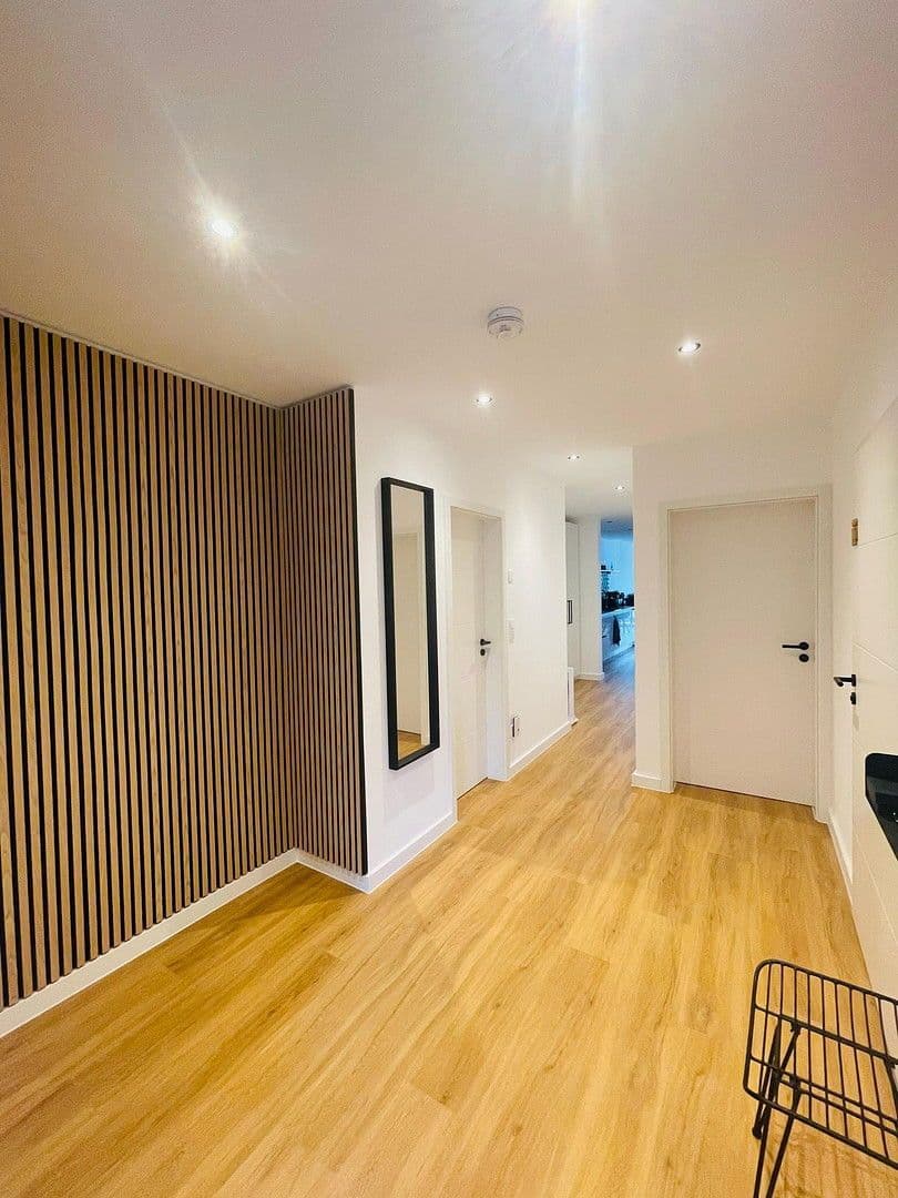 Prenájom bytu 4-izbový 113 m², Landwehrstraße 34, Solingen, Severné Porýnie - Westfálsko Prenájom bytu 4-izbový 113 m², Landwehrstraße 34, Solingen, Severné Porýnie - Westfálsko