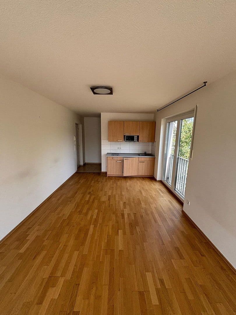 Prenájom bytu 1-izbový 33 m², Erangen, Bavorsko Prenájom bytu 1-izbový 33 m², Erangen, Bavorsko