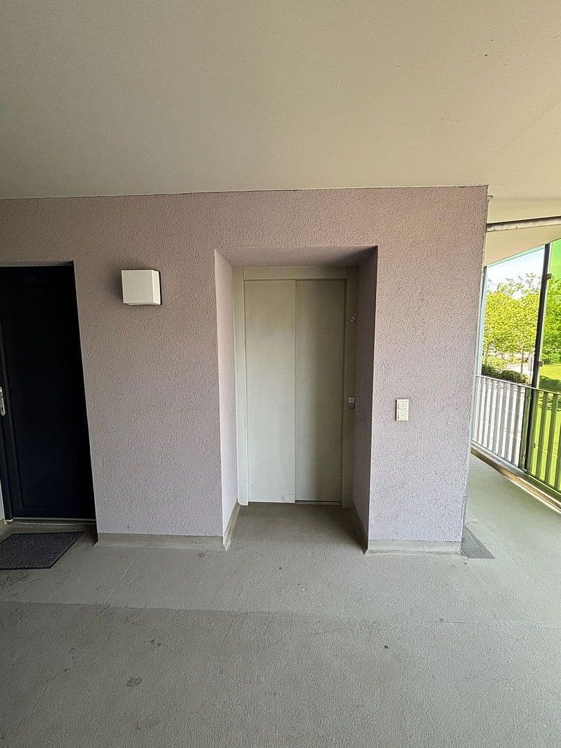 Prenájom bytu 1-izbový 33 m², Erangen, Bavorsko Prenájom bytu 1-izbový 33 m², Erangen, Bavorsko