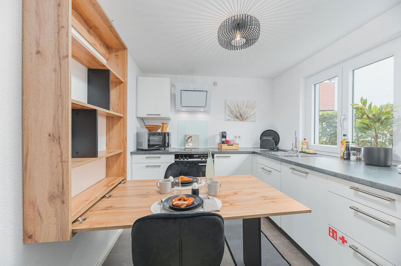 Prenájom domu 130 m², pozemek 300 m², Römerstraße 30, Filderstadt, Bádensko-Wurttembersko Prenájom domu 130 m², pozemek 300 m², Römerstraße 30, Filderstadt, Bádensko-Wurttembersko