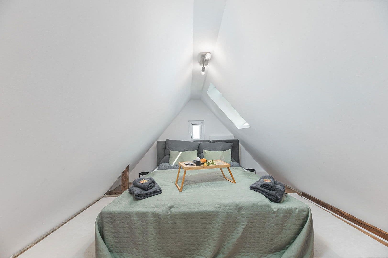 Prenájom domu 130 m², pozemek 300 m², Römerstraße 30, Filderstadt, Bádensko-Wurttembersko Prenájom domu 130 m², pozemek 300 m², Römerstraße 30, Filderstadt, Bádensko-Wurttembersko