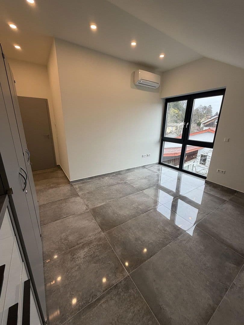 Predaj bytu 4-izbový 141 m², Wiesloch, Bádensko-Wurttembersko Predaj bytu 4-izbový 141 m², Wiesloch, Bádensko-Wurttembersko