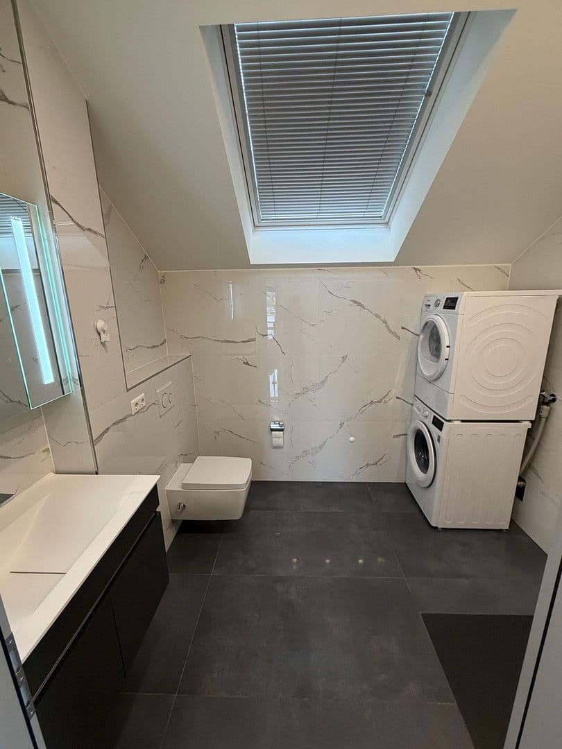 Predaj bytu 4-izbový 141 m², Wiesloch, Bádensko-Wurttembersko Predaj bytu 4-izbový 141 m², Wiesloch, Bádensko-Wurttembersko