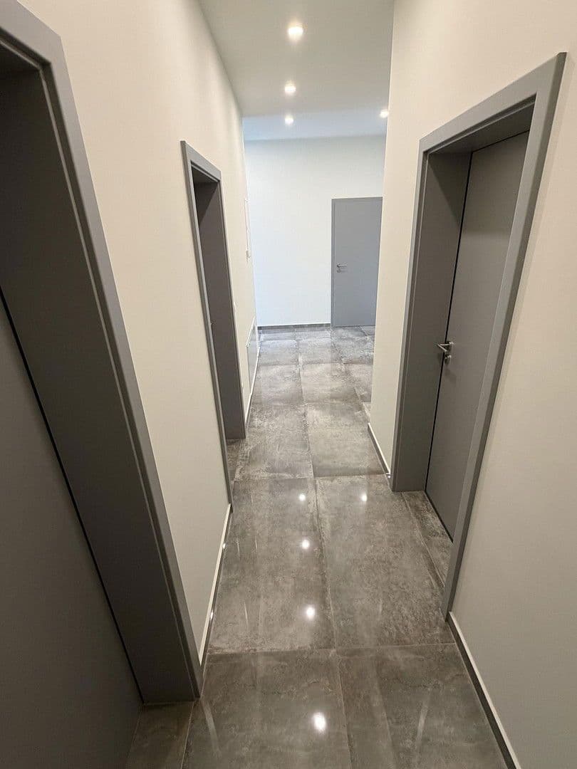 Predaj bytu 4-izbový 141 m², Wiesloch, Bádensko-Wurttembersko Predaj bytu 4-izbový 141 m², Wiesloch, Bádensko-Wurttembersko