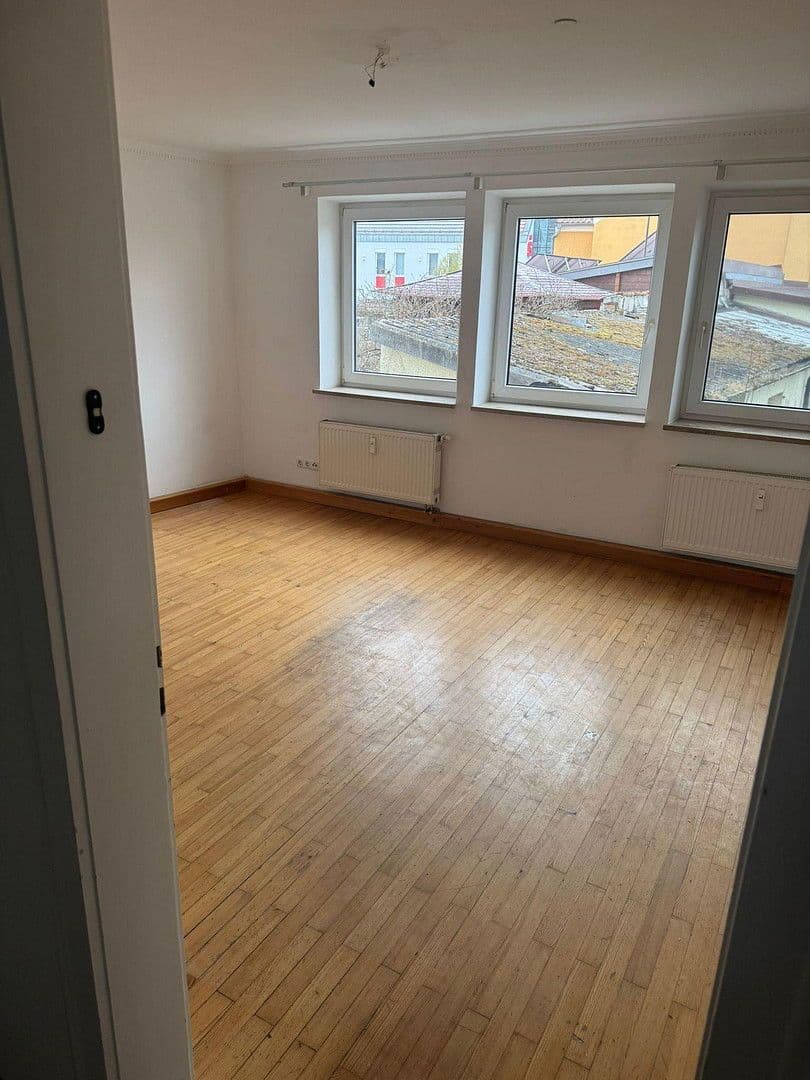Prenájom bytu 3-izbový 75 m², Aichach, Bavorsko Prenájom bytu 3-izbový 75 m², Aichach, Bavorsko