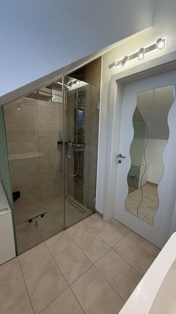 Predaj bytu 3-izbový 62 m², Großgmain, Salzbursko Predaj bytu 3-izbový 62 m², Großgmain, Salzbursko