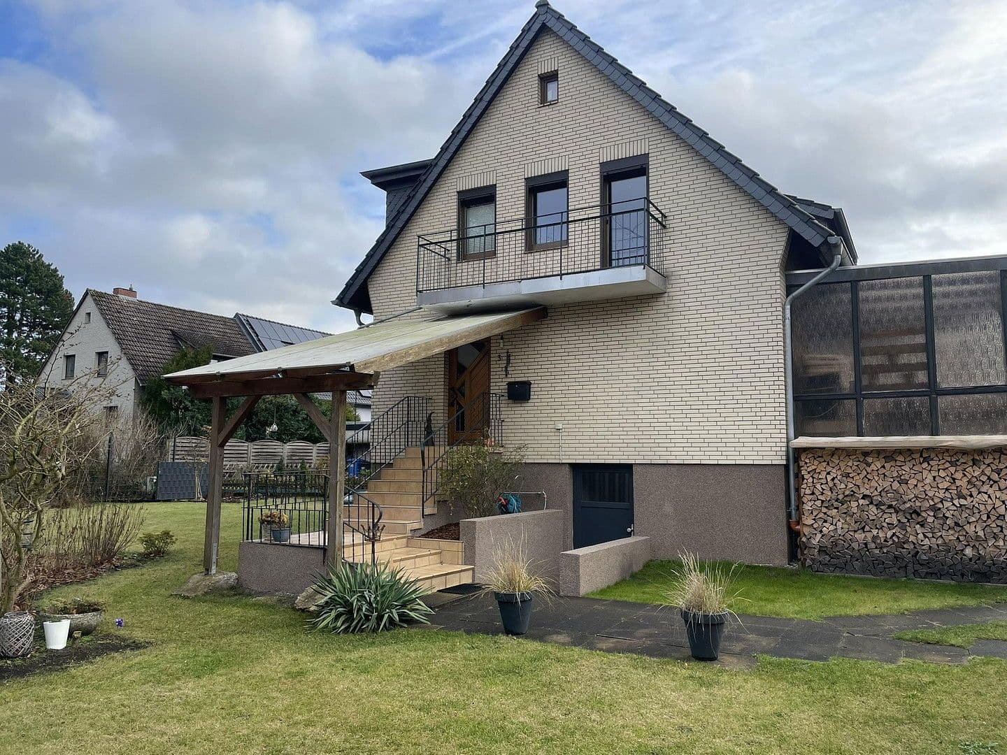 Predaj domu 100 m², pozemek 536 m², Gifhorn, Dolné Sasko Predaj domu 100 m², pozemek 536 m², Gifhorn, Dolné Sasko