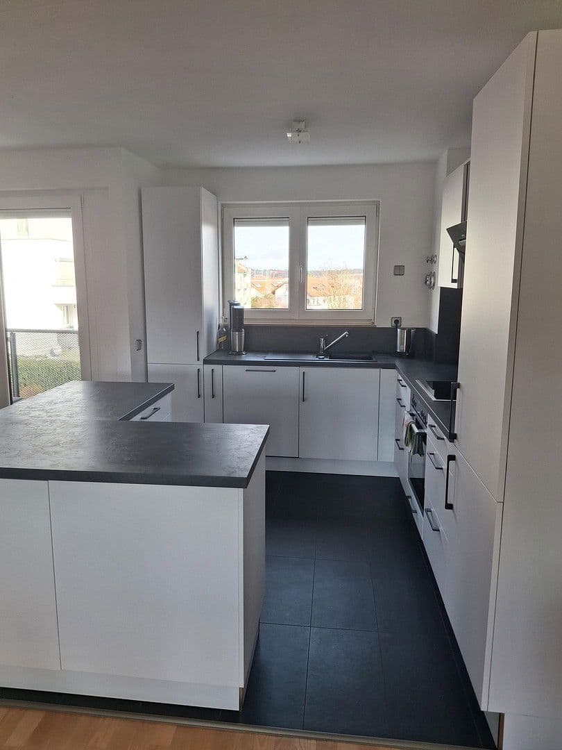 Predaj bytu 3-izbový 78 m², Böblingen, Bádensko-Wurttembersko Predaj bytu 3-izbový 78 m², Böblingen, Bádensko-Wurttembersko
