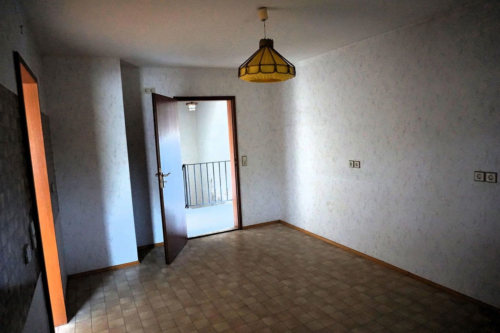 Predaj domu 162 m², pozemek 932 m², Bruchsal, Bádensko-Wurttembersko Predaj domu 162 m², pozemek 932 m², Bruchsal, Bádensko-Wurttembersko