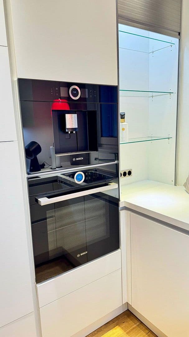 Prenájom bytu 2-izbový 56 m², Friedrich Staude Strasse. 2, Zwickau, Sasko Prenájom bytu 2-izbový 56 m², Friedrich Staude Strasse. 2, Zwickau, Sasko