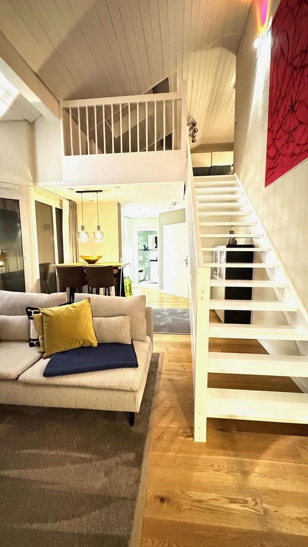 Prenájom bytu 2-izbový 56 m², Friedrich Staude Strasse. 2, Zwickau, Sasko Prenájom bytu 2-izbový 56 m², Friedrich Staude Strasse. 2, Zwickau, Sasko