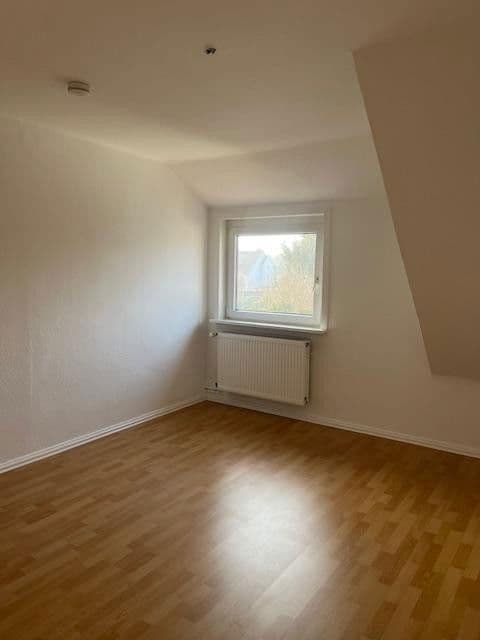 Prenájom bytu 3-izbový 81 m², Nibourstaße 9, Hameln, Dolné Sasko Prenájom bytu 3-izbový 81 m², Nibourstaße 9, Hameln, Dolné Sasko