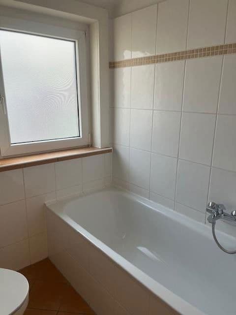 Prenájom bytu 3-izbový 81 m², Nibourstaße 9, Hameln, Dolné Sasko Prenájom bytu 3-izbový 81 m², Nibourstaße 9, Hameln, Dolné Sasko