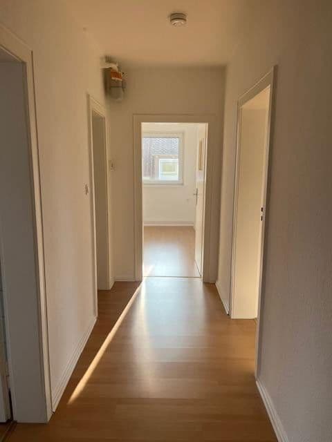 Prenájom bytu 3-izbový 81 m², Nibourstaße 9, Hameln, Dolné Sasko Prenájom bytu 3-izbový 81 m², Nibourstaße 9, Hameln, Dolné Sasko