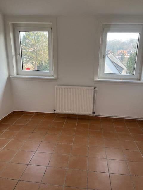 Prenájom bytu 3-izbový 81 m², Nibourstaße 9, Hameln, Dolné Sasko Prenájom bytu 3-izbový 81 m², Nibourstaße 9, Hameln, Dolné Sasko