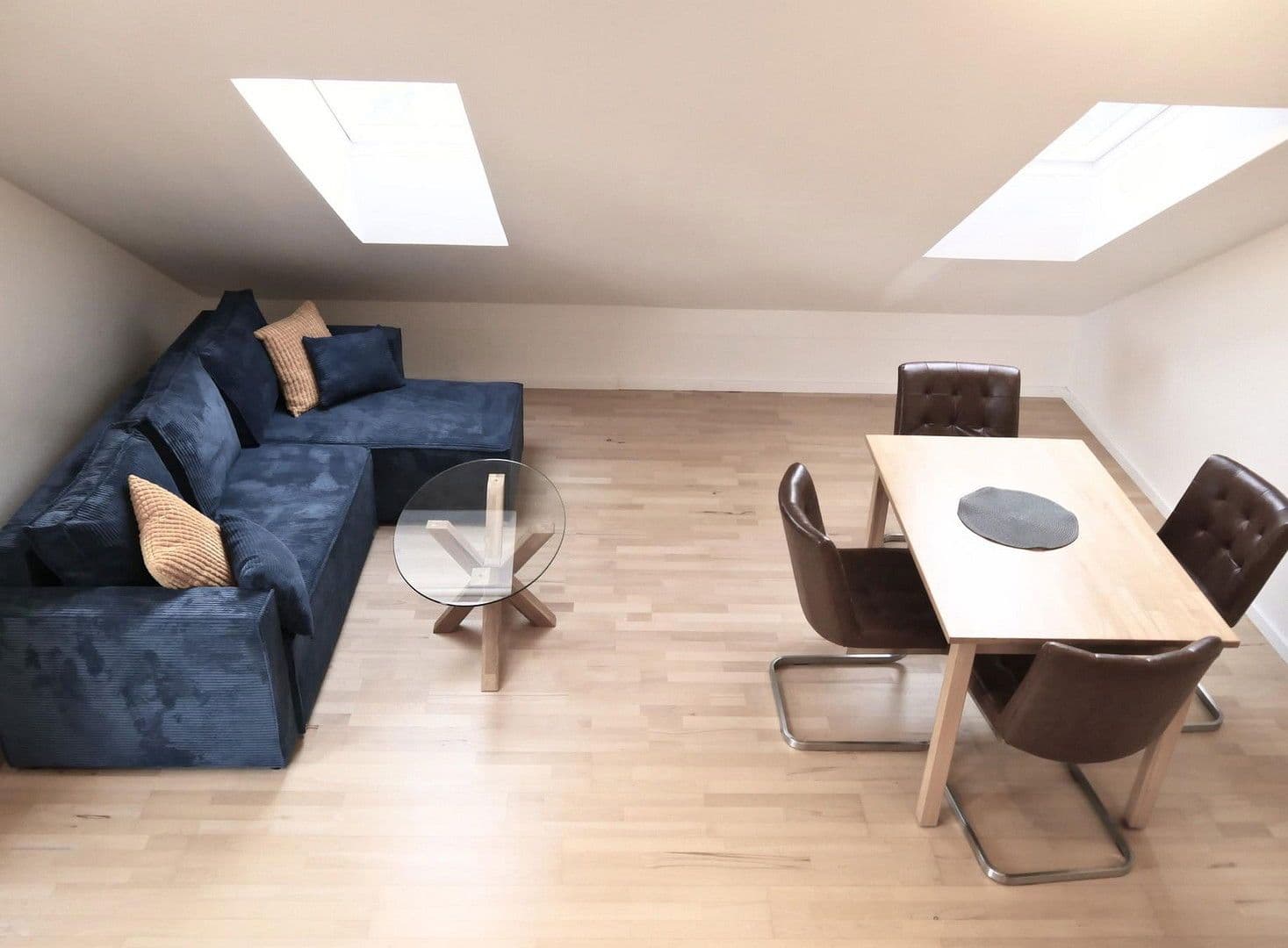 Prenájom bytu 2-izbový 47 m², Gröbenzell, Bavorsko Prenájom bytu 2-izbový 47 m², Gröbenzell, Bavorsko