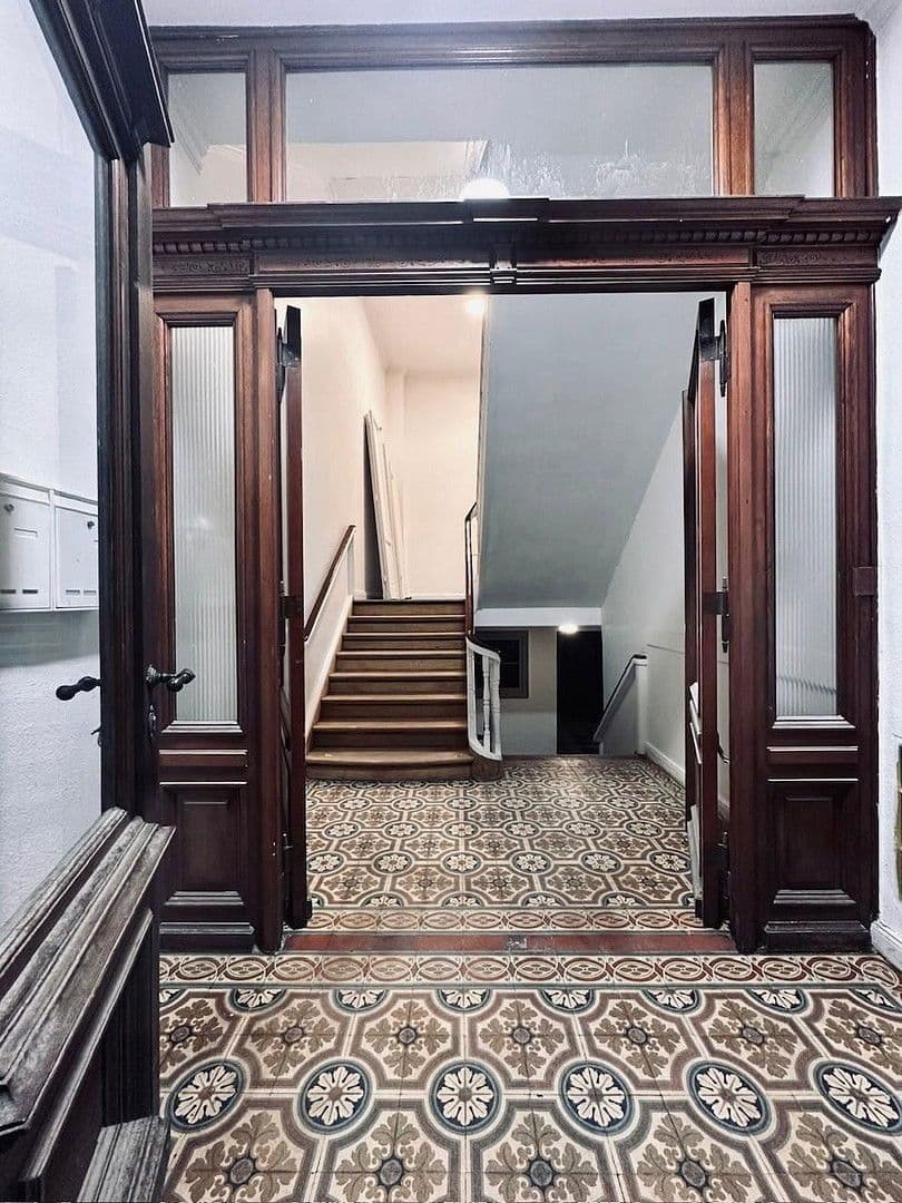 Prenájom bytu 5-izbový 145 m², Kohlhökerstrasse, Bremen, Brémy Prenájom bytu 5-izbový 145 m², Kohlhökerstrasse, Bremen, Brémy