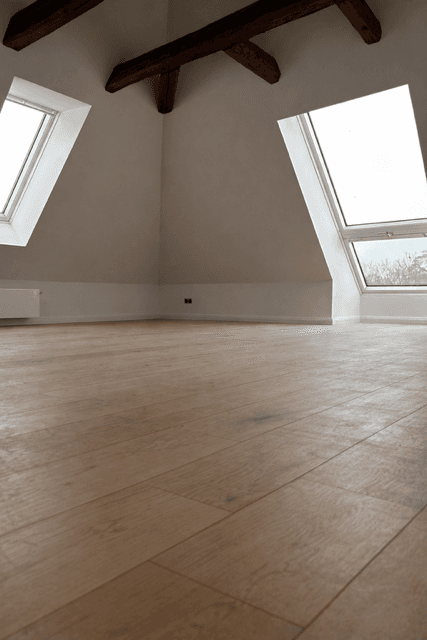 Prenájom bytu 5-izbový 145 m², Kohlhökerstrasse, Bremen, Brémy Prenájom bytu 5-izbový 145 m², Kohlhökerstrasse, Bremen, Brémy