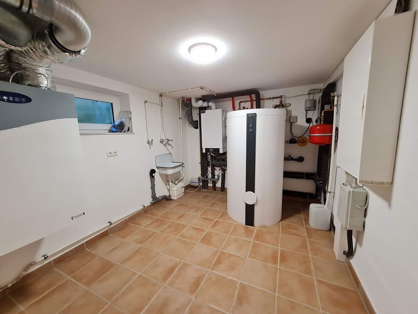 Predaj domu 151 m², pozemek 350 m², Hamburg, Hamburg Predaj domu 151 m², pozemek 350 m², Hamburg, Hamburg