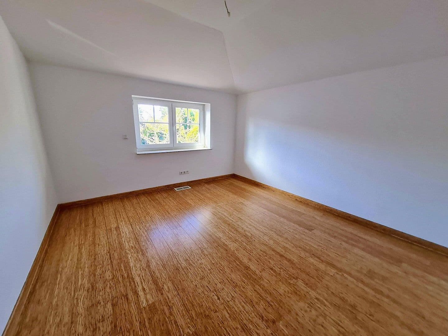 Predaj domu 151 m², pozemek 350 m², Hamburg, Hamburg Predaj domu 151 m², pozemek 350 m², Hamburg, Hamburg